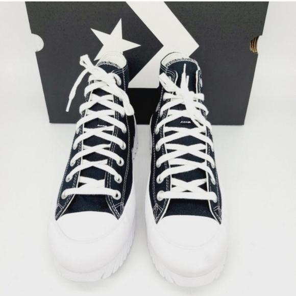 New Converse Chuck Taylor All Star Lugged 2.0 Size 8.5 Men's Shoes - Picture 4 of 7